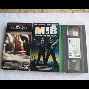 Apollo 13 Hanks Men in Black Smith Jones ET Green VHS Cassette Tape Bundle $3